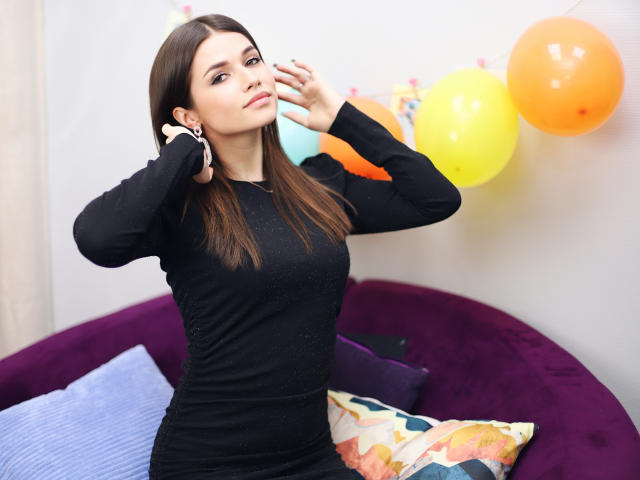 MelanieMoore - Live porn &amp; sex cam - 9217064