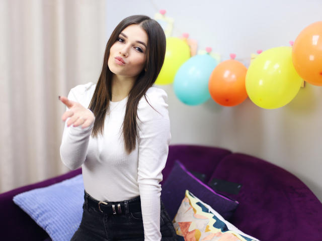 MelanieMoore - Sexe cam en vivo - 9217072