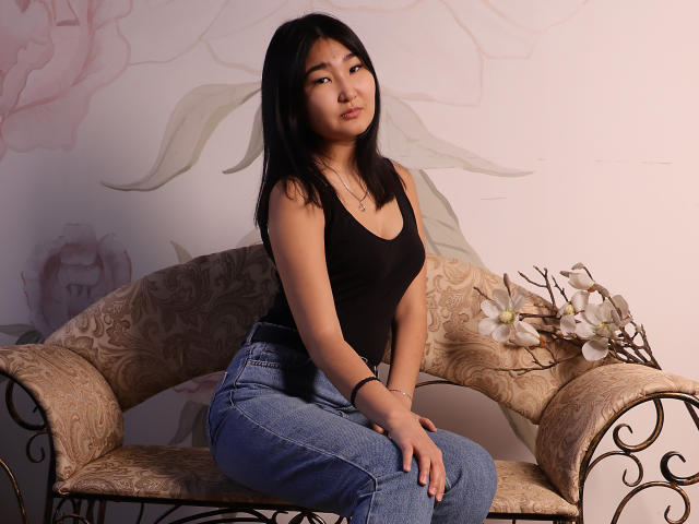 LisaSaito - Sexe cam en vivo - 9219040