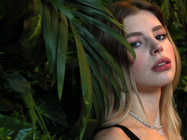 BettyByrd - Live Sex Cam - 9222300