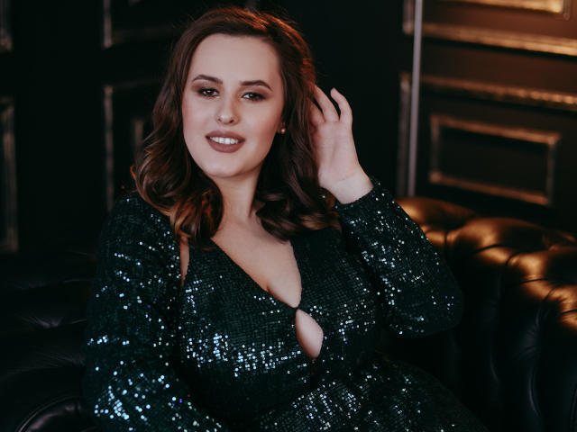 MonikaLebrun - сексуальная веб-камера в реальном времени - 9231680