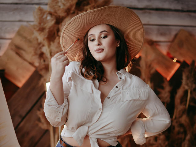 MonikaLebrun - Camera khiêu dâm &amp; quyến rũ trực tiếp - 9231712