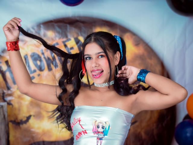 ArianaSuarez - Sexe cam en vivo - 9235768