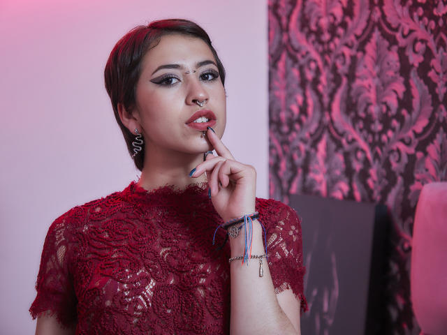 IsabellaCavani - Live Sex Cam - 9238384