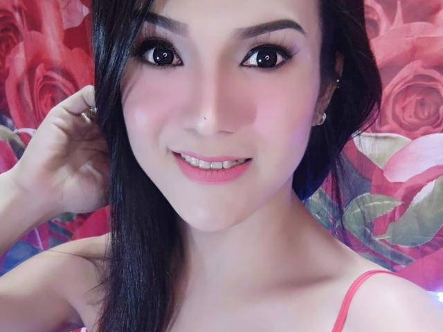 BelleKellyTs - Élő pornó és szexkamera - 9275176