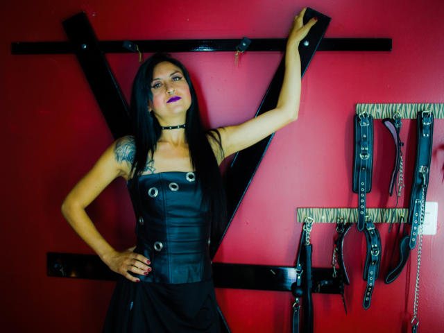 ElviaMorgans - Sexe cam en vivo - 9282132