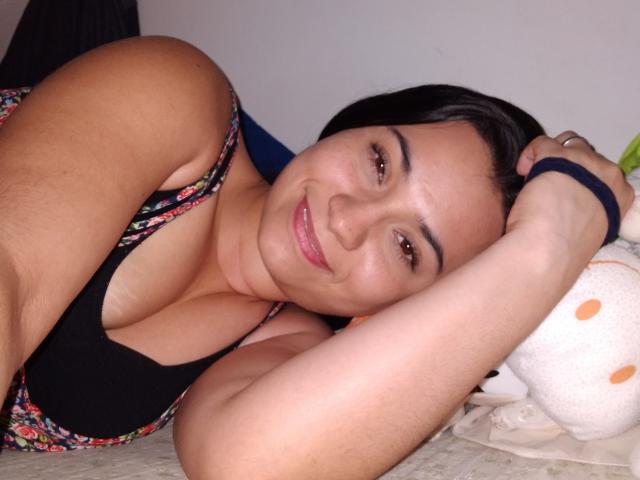 Quimberly - Live porn &amp; sex cam - 9287852