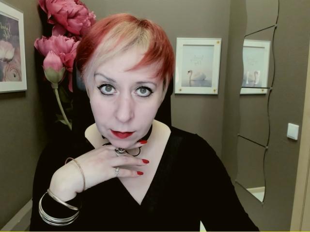 LindaMiracle - Live Sex Cam - 9289976