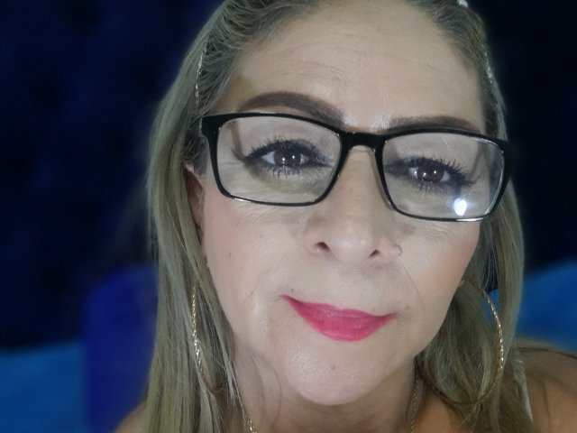 MatureCoquine - Live porn &amp; sex cam - 9300052