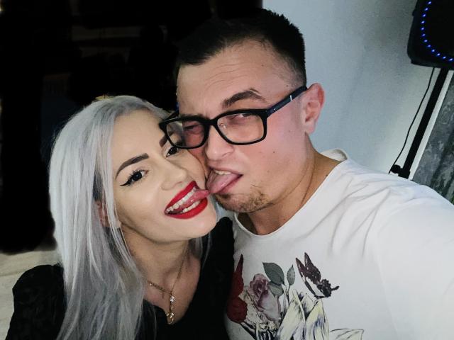 UsTheCouple - Live sexe cam - 9315764