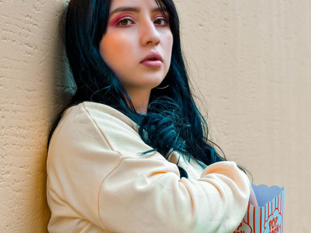 EmelyRose - Live sex cam - 9320792