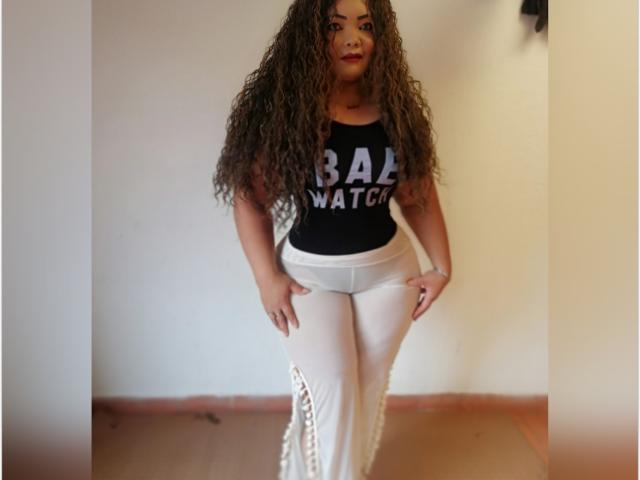 MichelleSmerald - Sexe cam en vivo - 9327672