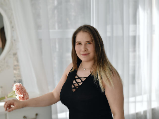 MakeMeLaugh - Live porn &amp; sex cam - 9358128