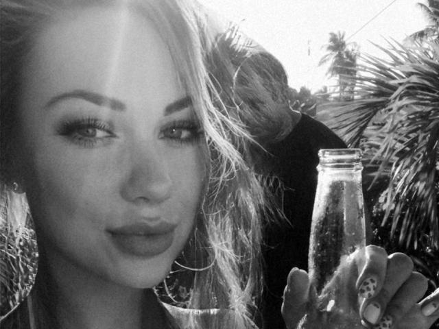 ACrazyCouple - Live porn &amp; sex cam - 9362072