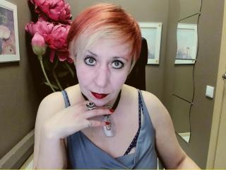 LindaMiracle - Live sex cam - 9363252