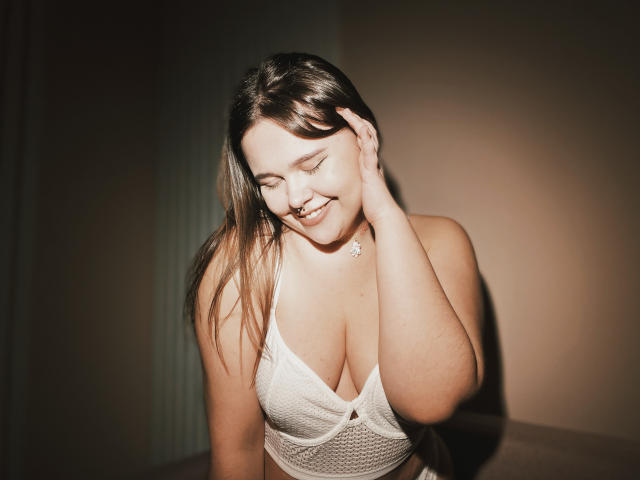 AsteriaRose - Live Sex Cam - 9365024