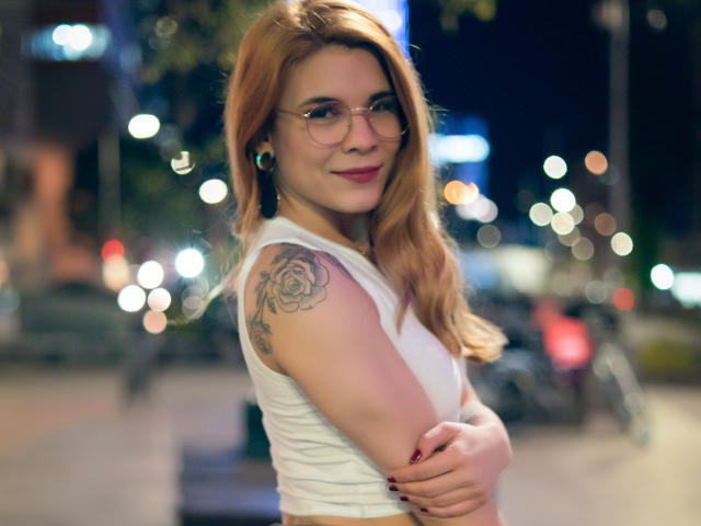 LiaBenson - Live sex cam - 9368728