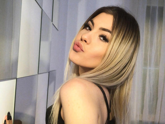 AlexaScott - Live sex cam - 9369204