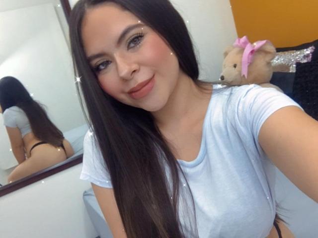 EllaWithe - Live porn &amp; sex cam - 9377964