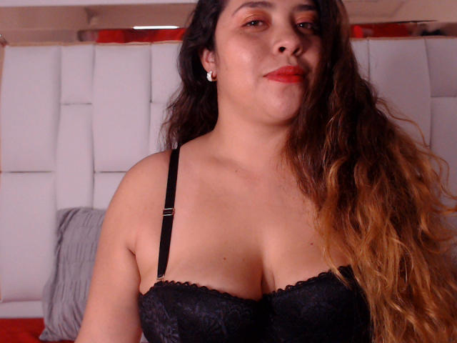 KatyDreams - Sexe cam en vivo - 9379992