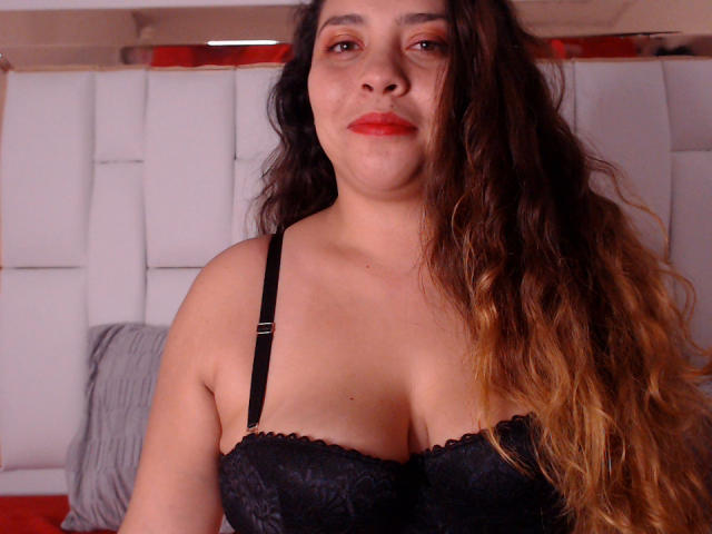 KatyDreams - Sexe cam en vivo - 9379996