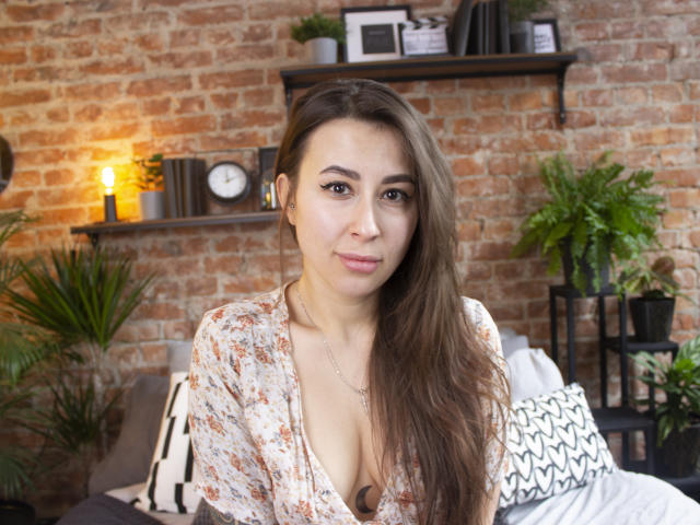 AliceHopkins - Sexe cam en vivo - 9381444