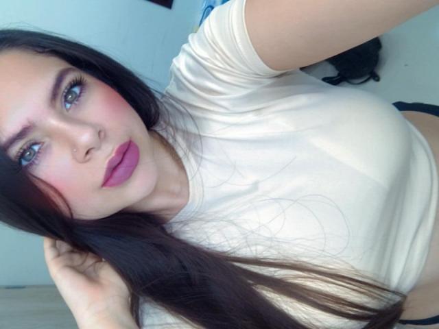 EllaWithe - Live porn &amp; sex cam - 9384896