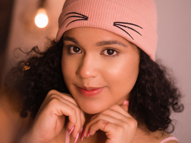 AssBibi - Live Sex Cam - 9402180