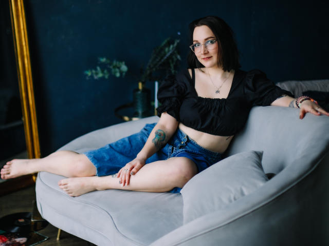 WinonaCooper - Live Sex Cam - 9402592