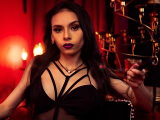 ZuryBernard - Live sexe cam - 9406224