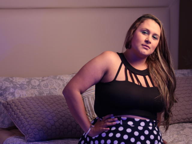 ErikaWolff - Sexe cam en vivo - 9406312