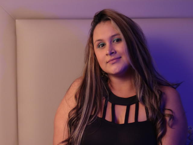 ErikaWolff - Sexe cam en vivo - 9406324