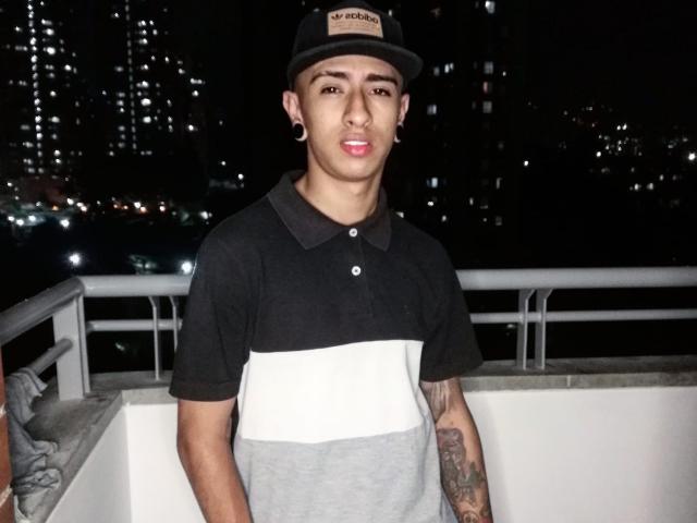 MartinLeon - Live porn &amp; sex cam - 9408780