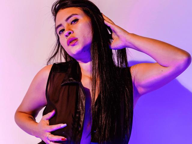 KylieAllen - Sexe cam en vivo - 9411464