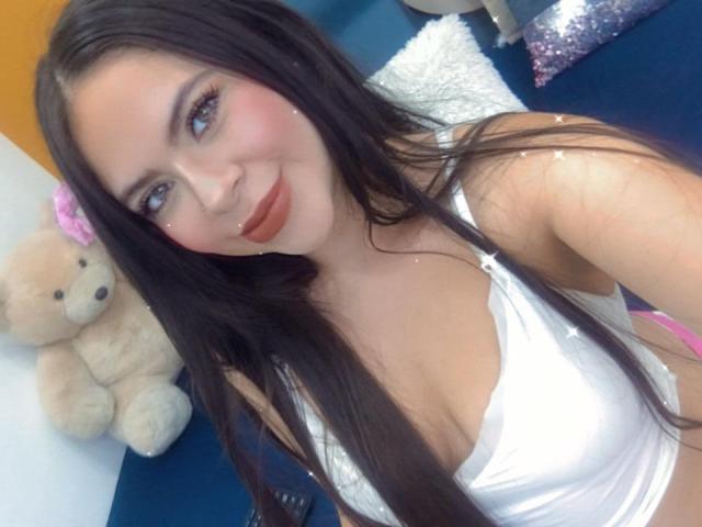 EllaWithe - Sexe cam en vivo - 9412500