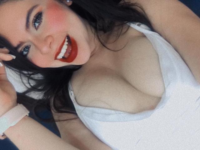 EllaWithe - Live porn &amp; sex cam - 9412544