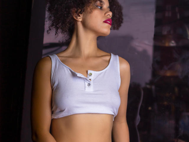 AshantiParks - Sexe cam en vivo - 9414040