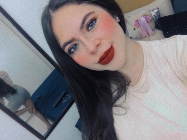 EllaWithe - Sexe cam en vivo - 9417484