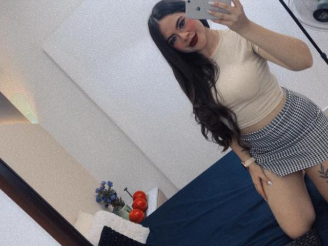 EllaWithe - Live sex cam - 9417492