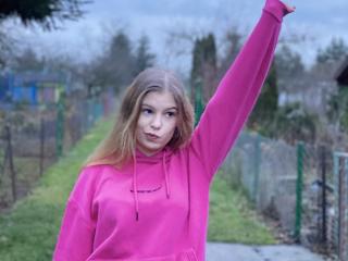 KendallSugar - Sexe cam en vivo - 9418320