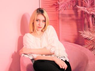 MilaGilbert - Live sex cam - 9423420
