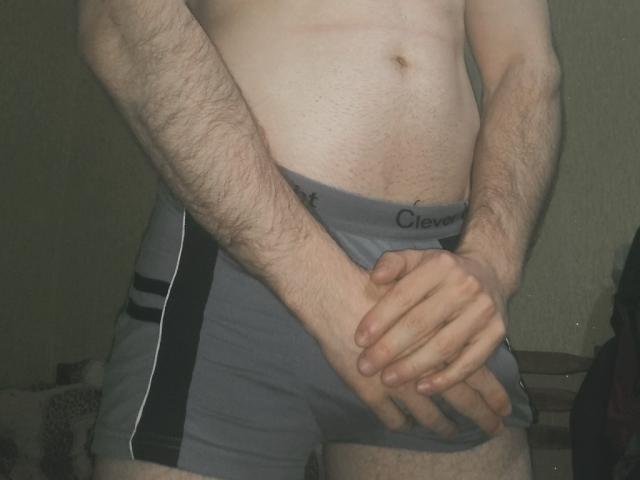 BadLiveMan - Live sexe cam - 9424112