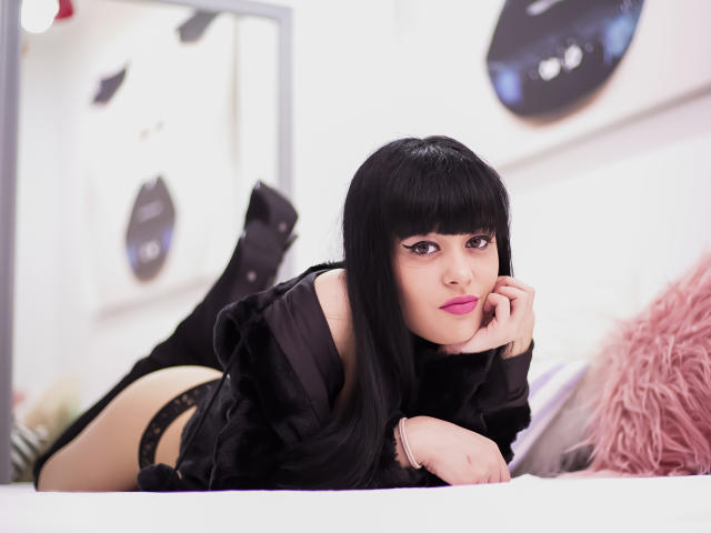 NicoleGray - Live sexe cam - 9424300