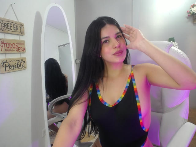 AnaBellaCox - Live sex cam - 9424540