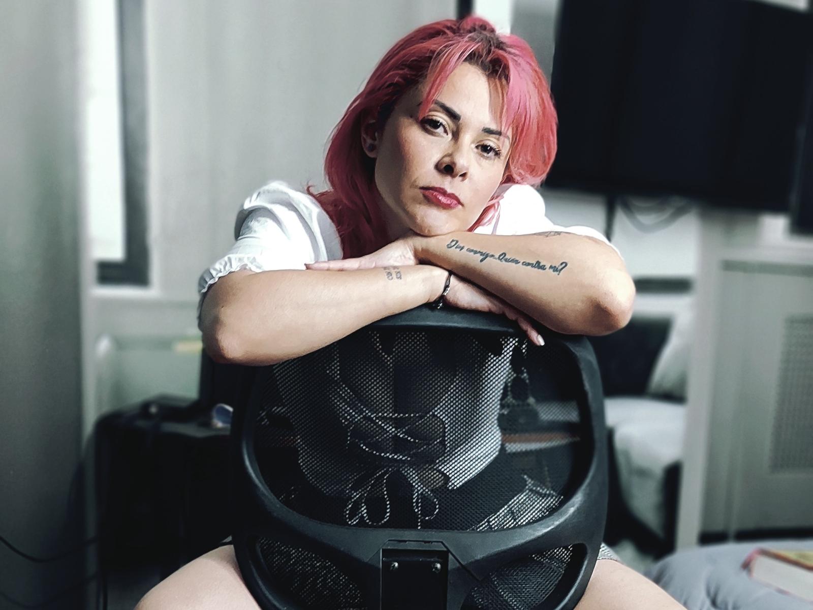 ValerieSouhaite - Live sexe cam - 9433956