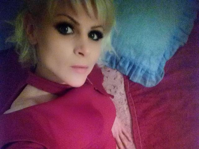 JuliaSweets - Live sexe cam - 9434156