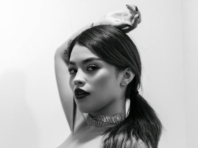 AmelieeBaudin - Camera khiêu dâm &amp; quyến rũ trực tiếp - 9435612