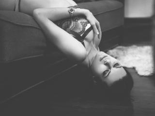 BossyisKitten - Live sex cam - 9438340