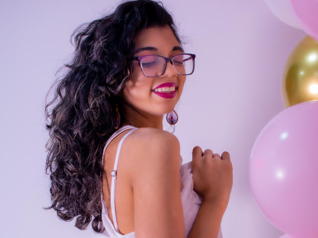 VioletQuin - Live sex cam - 9440448