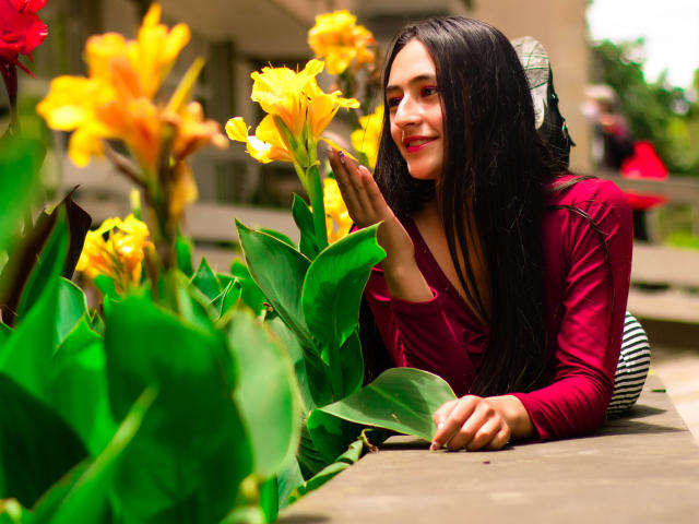 LiaLee - Live Sex Cam - 9443336